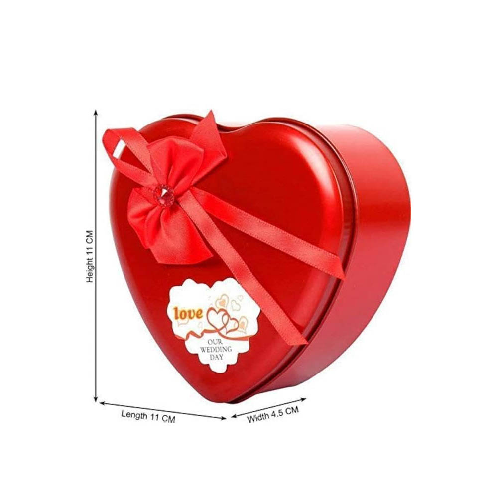 Heart-shaped gift box with red heart. Symbol of love and affection png  download - 3136*3388 - Free Transparent Gift Box png Download. - CleanPNG /  KissPNG